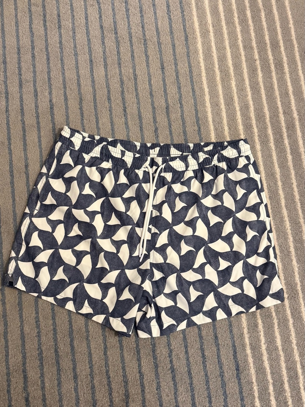Abercrombie & Fitch Navy and White Geometric Swim Trunks- XL